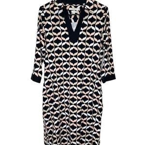 Foxcroft UPF Geo Print Small v-neck collar dress